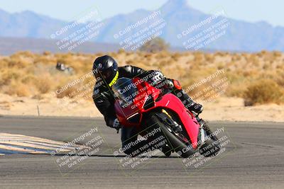 media/Feb-12-2022-SoCal Trackdays (Sat) [[3b21b94a56]]/Turn 16 (125pm)/